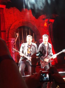 Syn's face and Zacky's smile